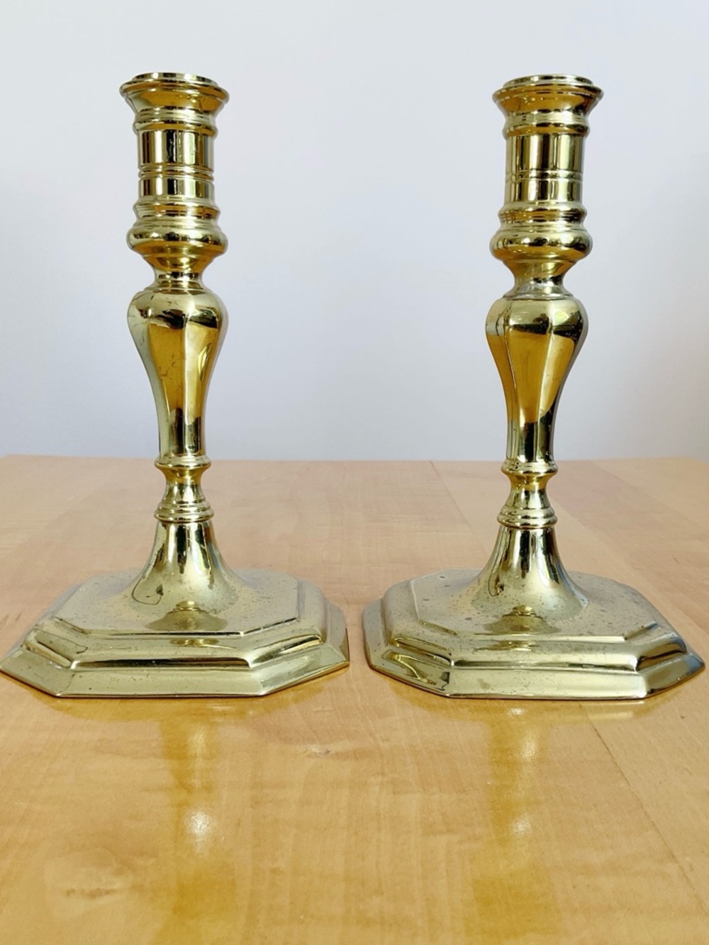 Virginia Metalcrafters Brass Candlestick Pair CW16-35 Colonial Williamsburg 7”